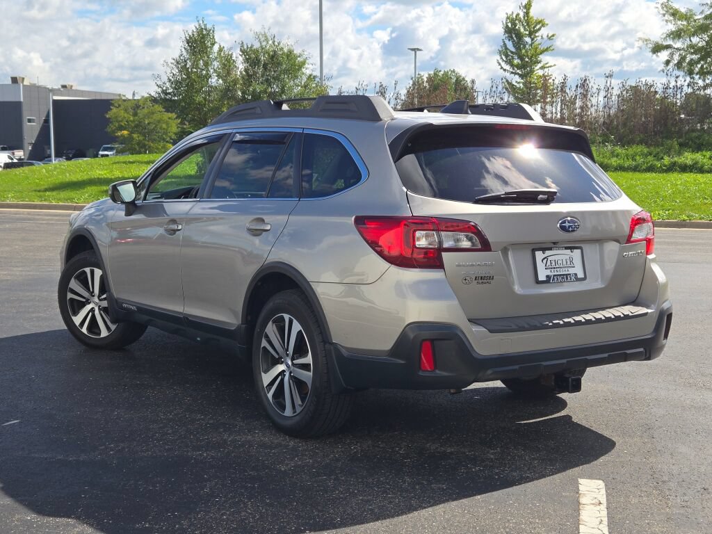 2019 Subaru Outback Limited - Photo 13