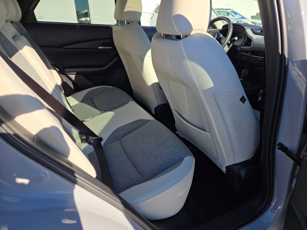 2026 MAZDA CX-30 - Image 9
