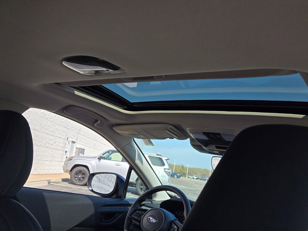 2026 Subaru Crosstrek Premium - Photo 9