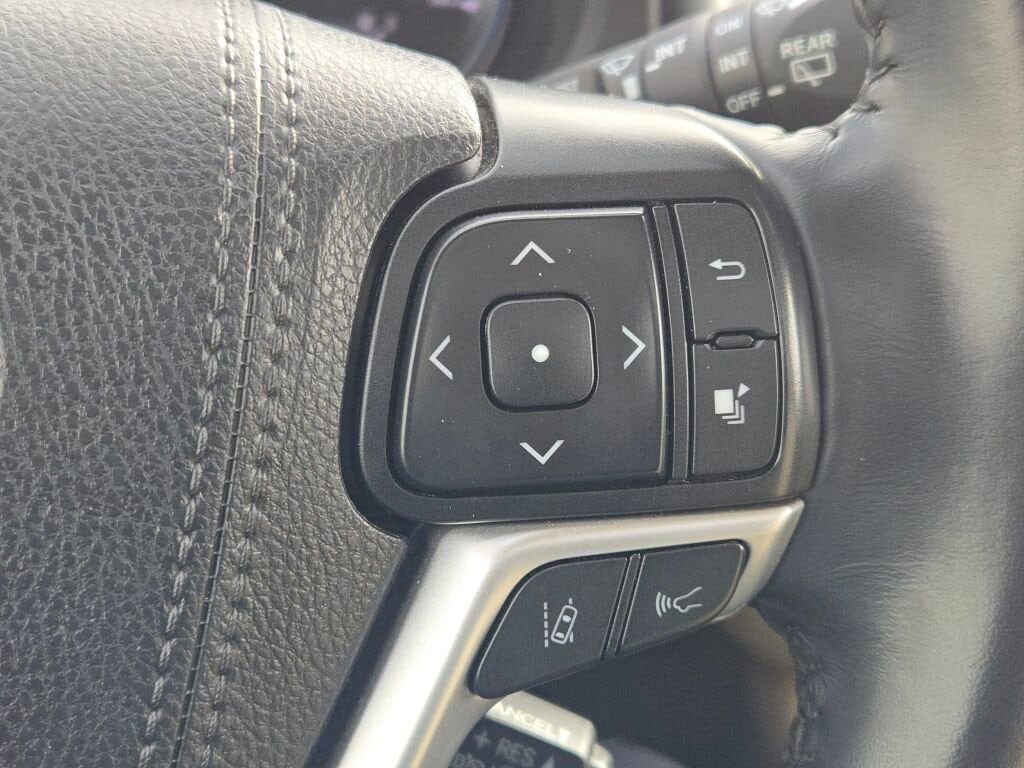 2019 TOYOTA HIGHLANDER - Image 35