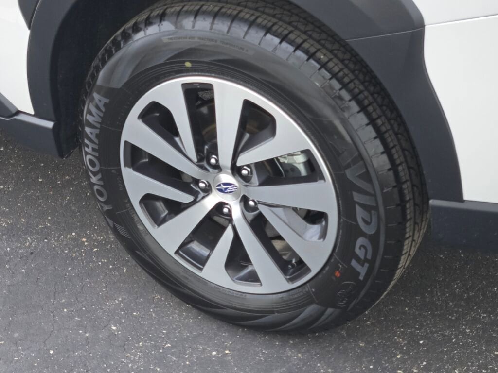 2025 SUBARU OUTBACK - Image 14