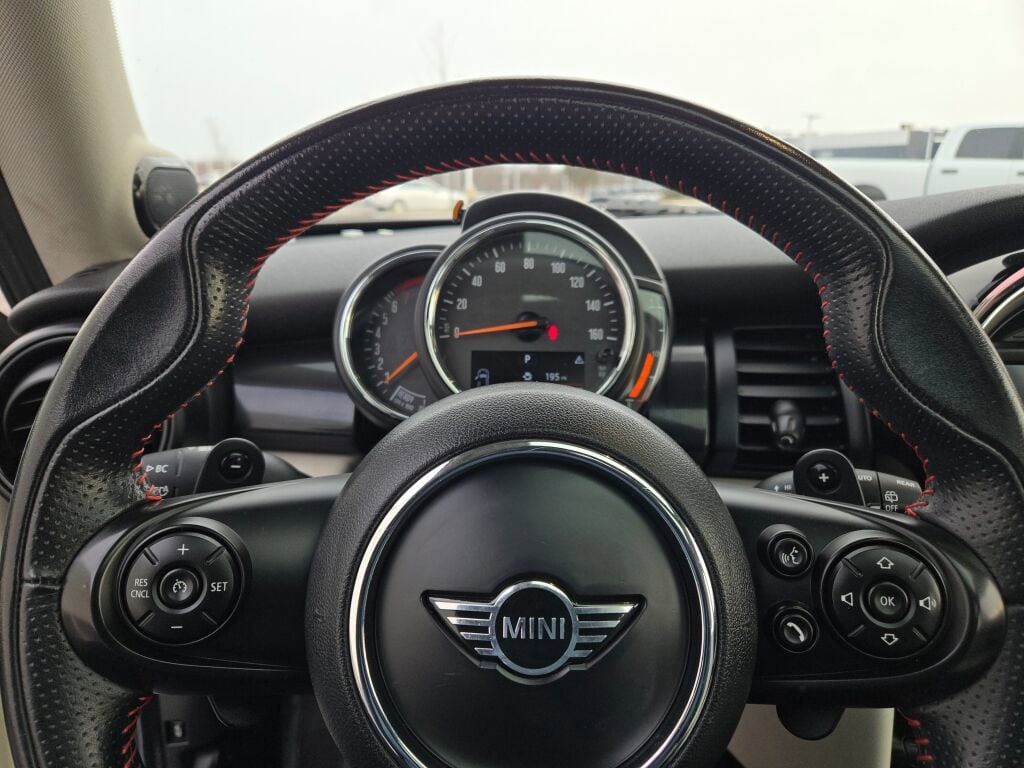 2019 MINI HARDTOP - Image 32