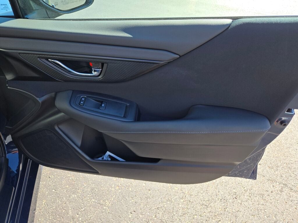 2025 SUBARU LEGACY - Image 5