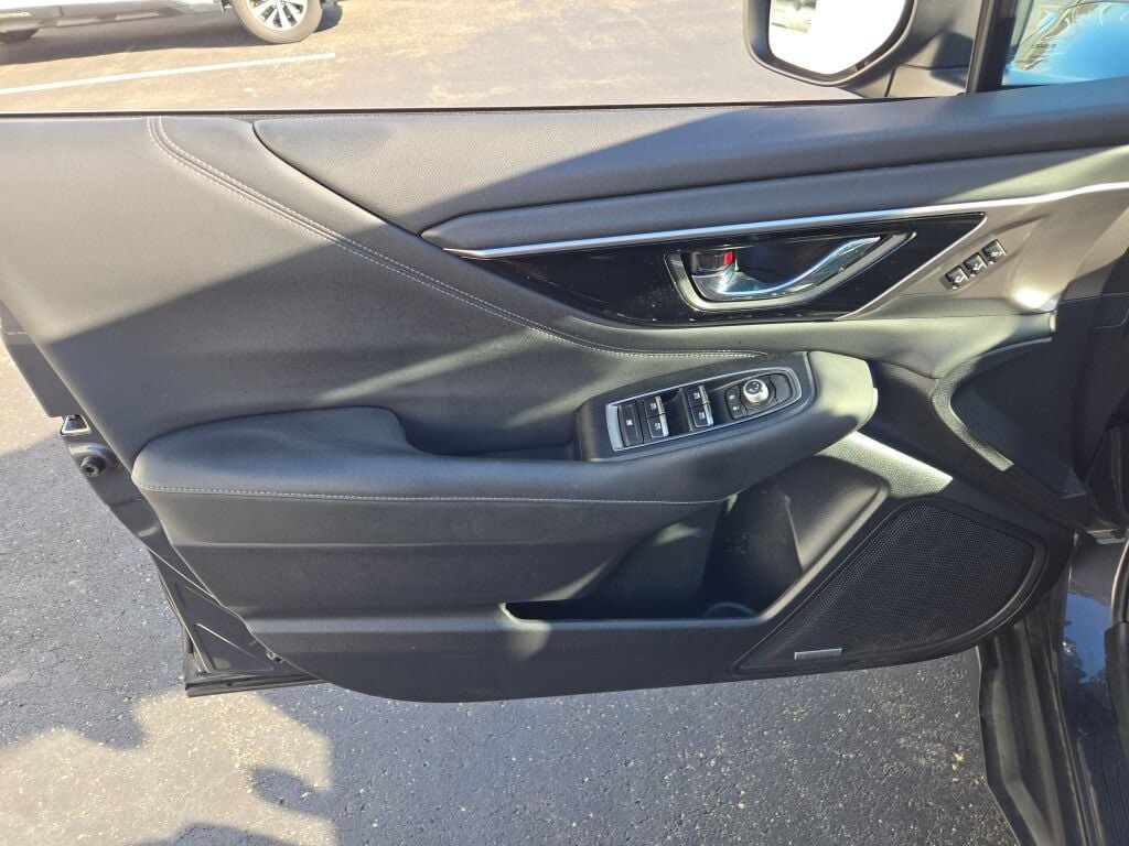 2023 SUBARU OUTBACK - Image 19