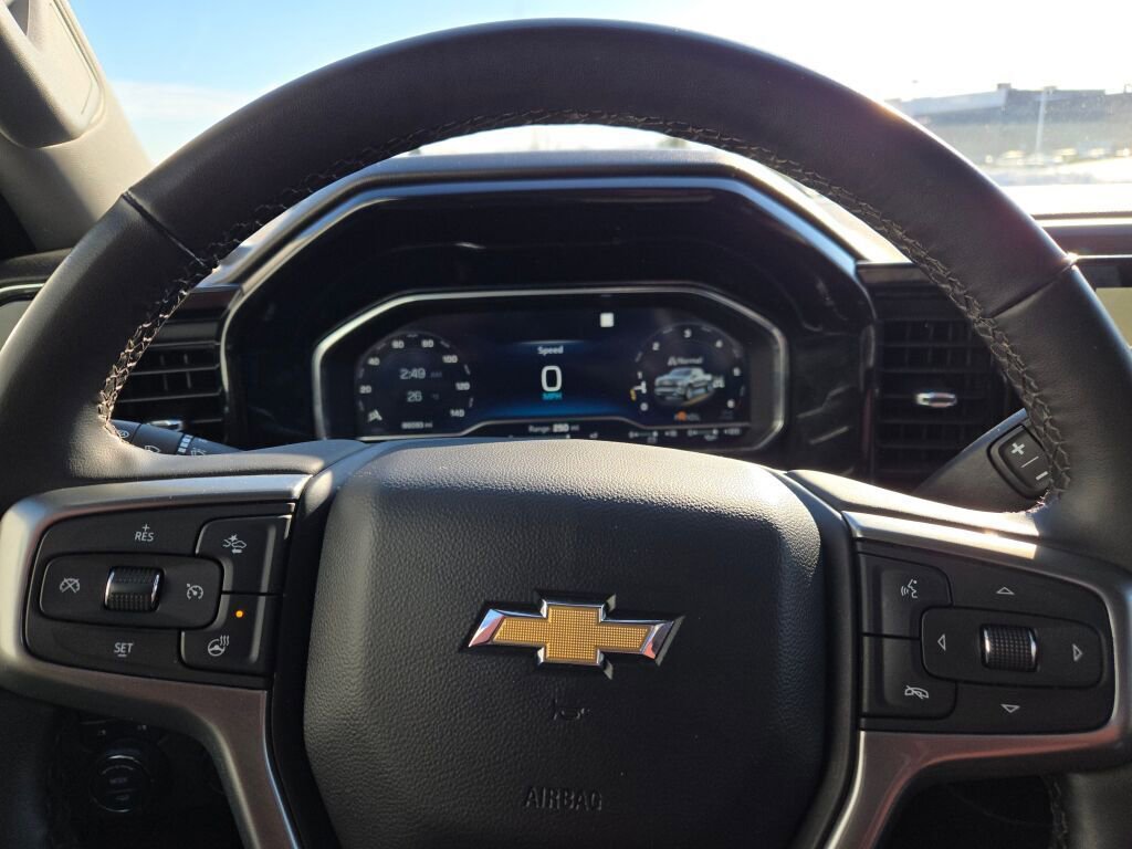 2023 CHEVROLET SILVERADO - Image 33