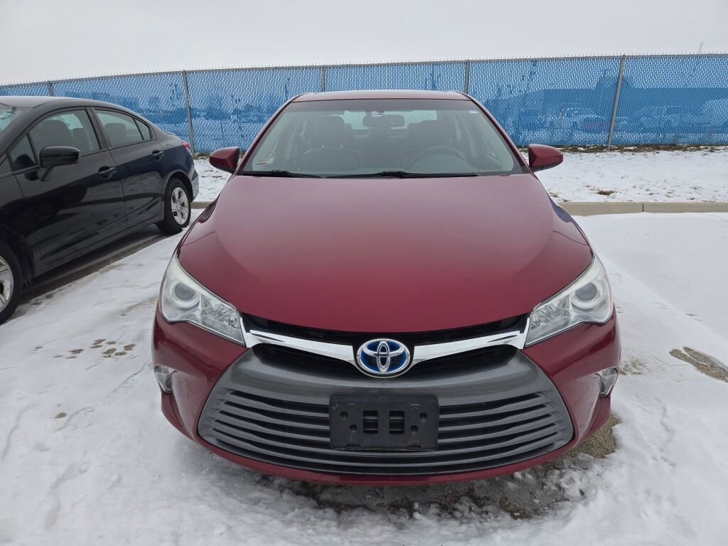 Used 2016 Toyota Camry Hybrid XLE Sedan