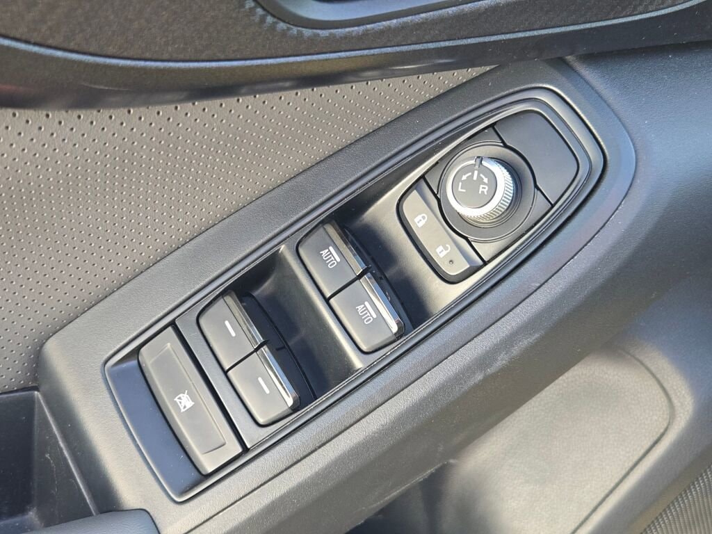 2021 SUBARU CROSSTREK - Image 19