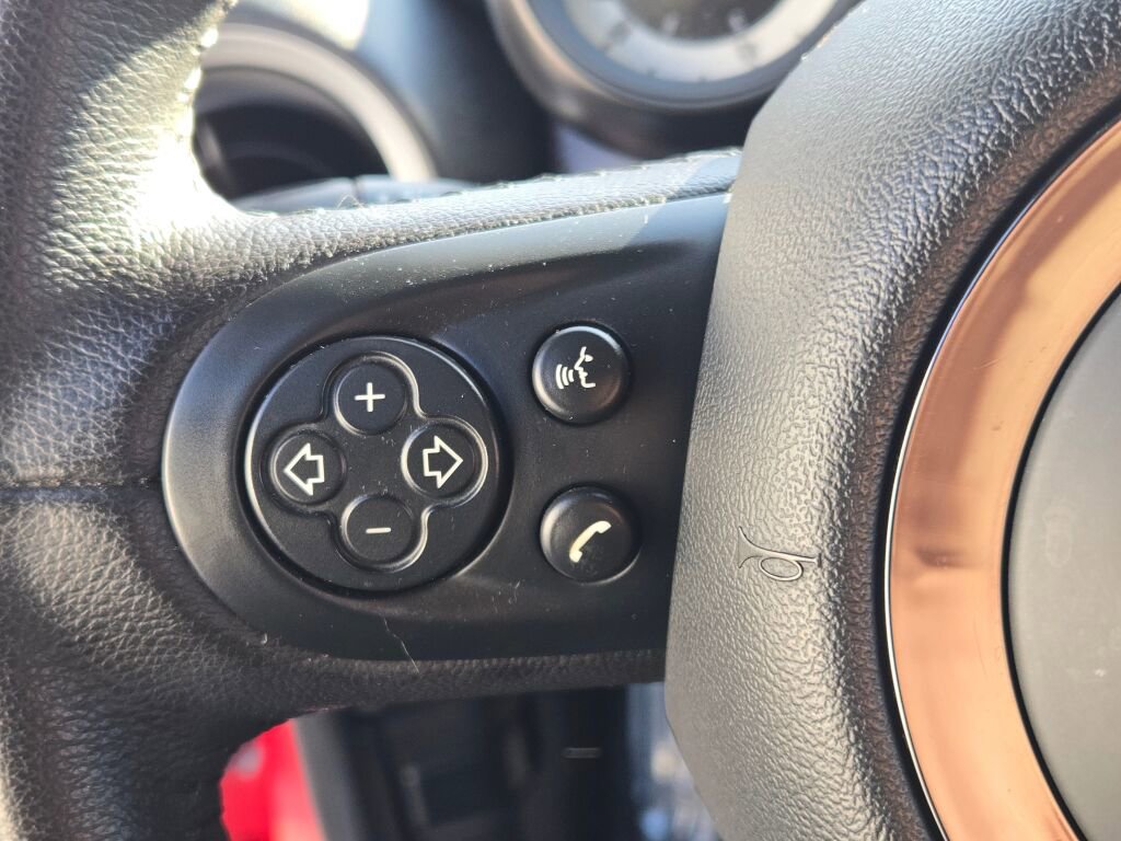 2014 MINI COOPER ROADSTER - Image 29