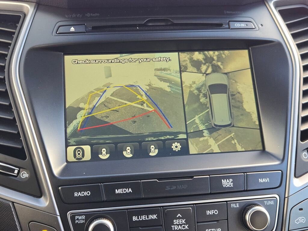 2017 HYUNDAI SANTA FE - Image 26