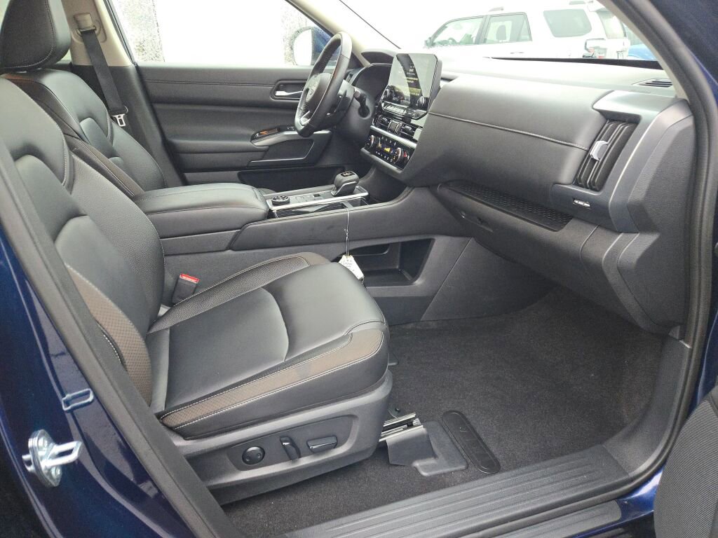 2025 NISSAN PATHFINDER - Image 6