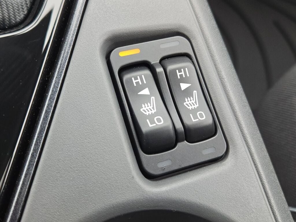 2025 SUBARU CROSSTREK - Image 30