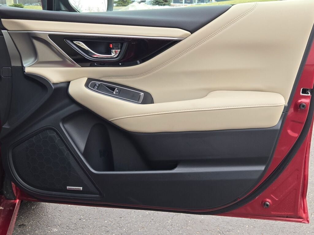 2025 SUBARU LEGACY - Image 7