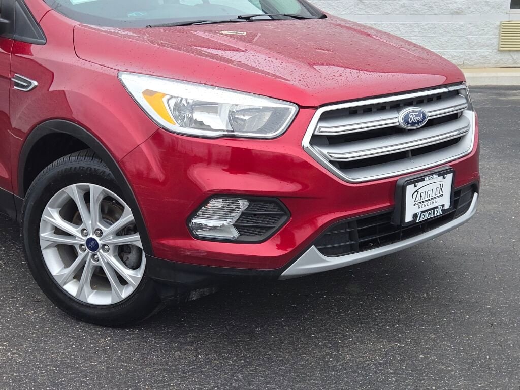 2017 FORD ESCAPE - Image 2