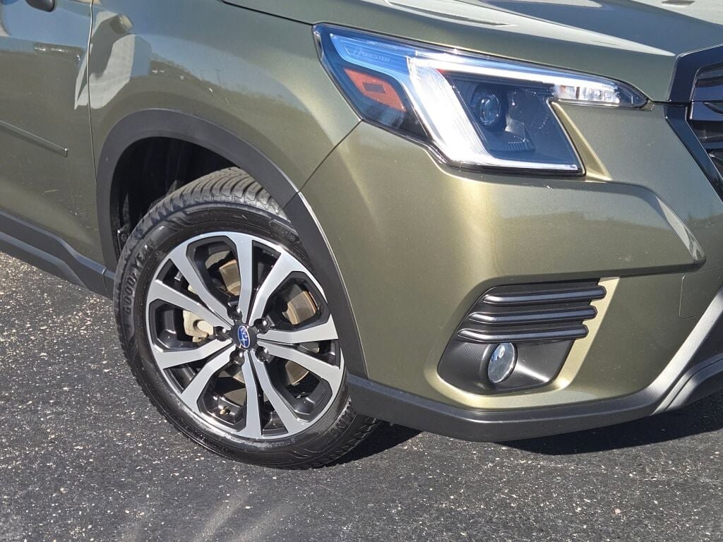2023 SUBARU FORESTER - Image 3