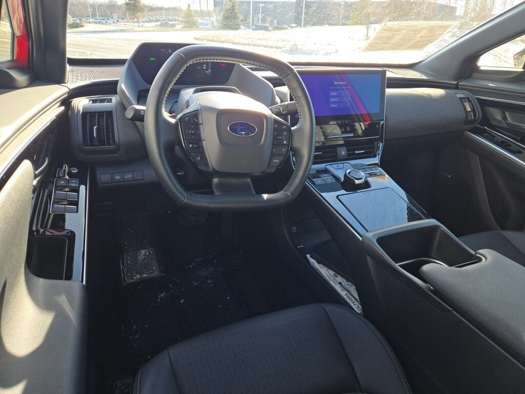 2024 SUBARU SOLTERRA - Image 17