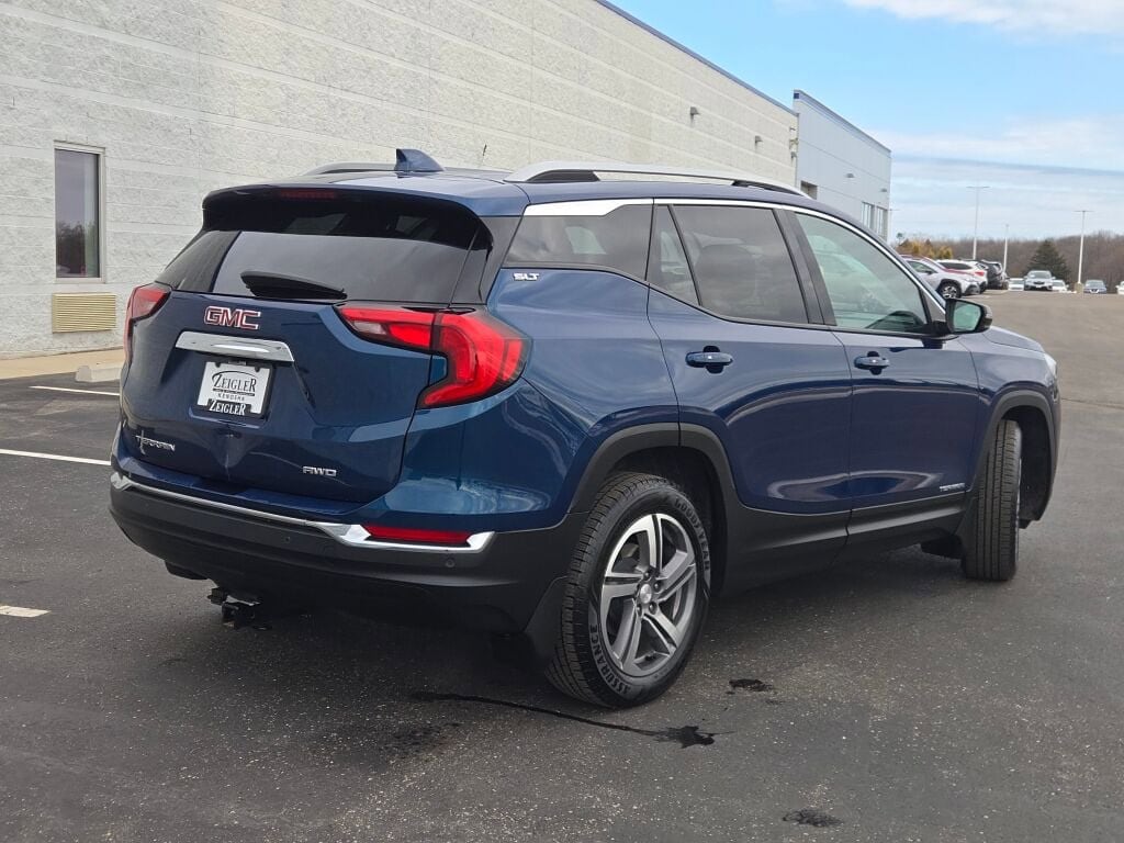 2021 GMC TERRAIN - Image 11