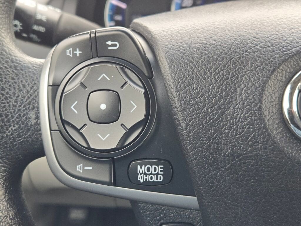 2014 TOYOTA CAMRY - Image 23