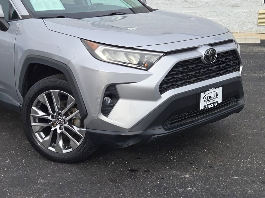 2020 TOYOTA RAV4 - Image 2
