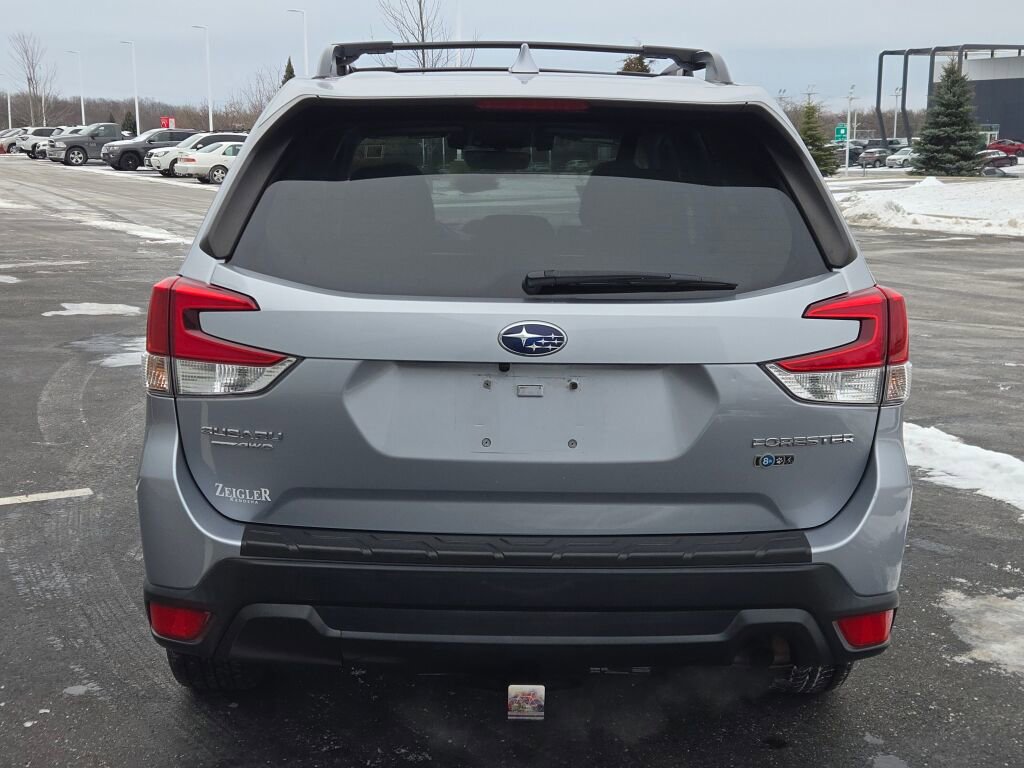 2020 SUBARU FORESTER - Image 12