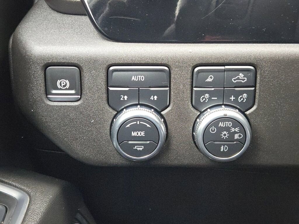 2024 GMC SIERRA - Image 23