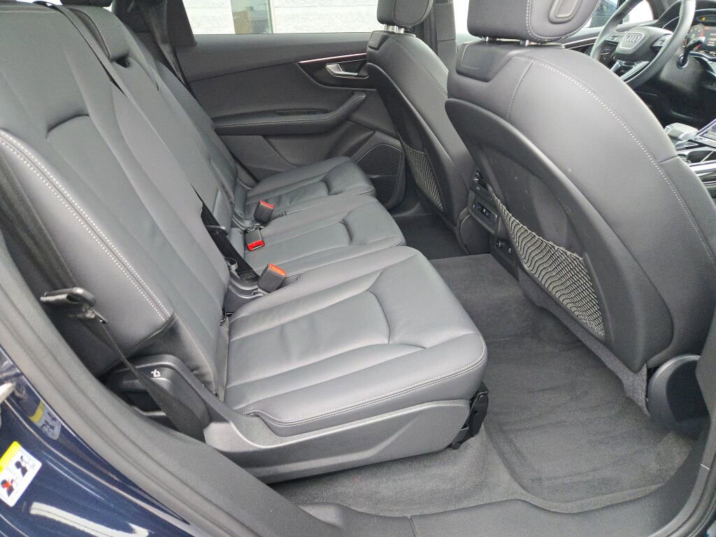 2025 AUDI Q7 - Image 10