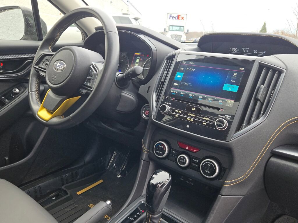 2023 SUBARU CROSSTREK - Image 7