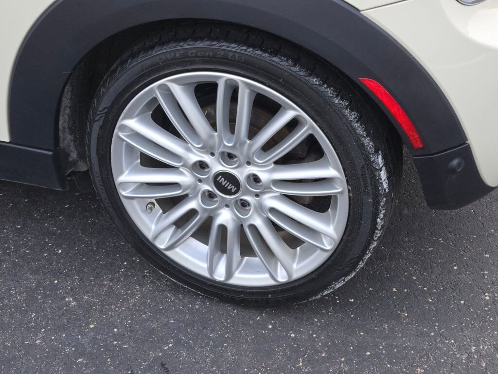 2019 MINI HARDTOP - Image 9