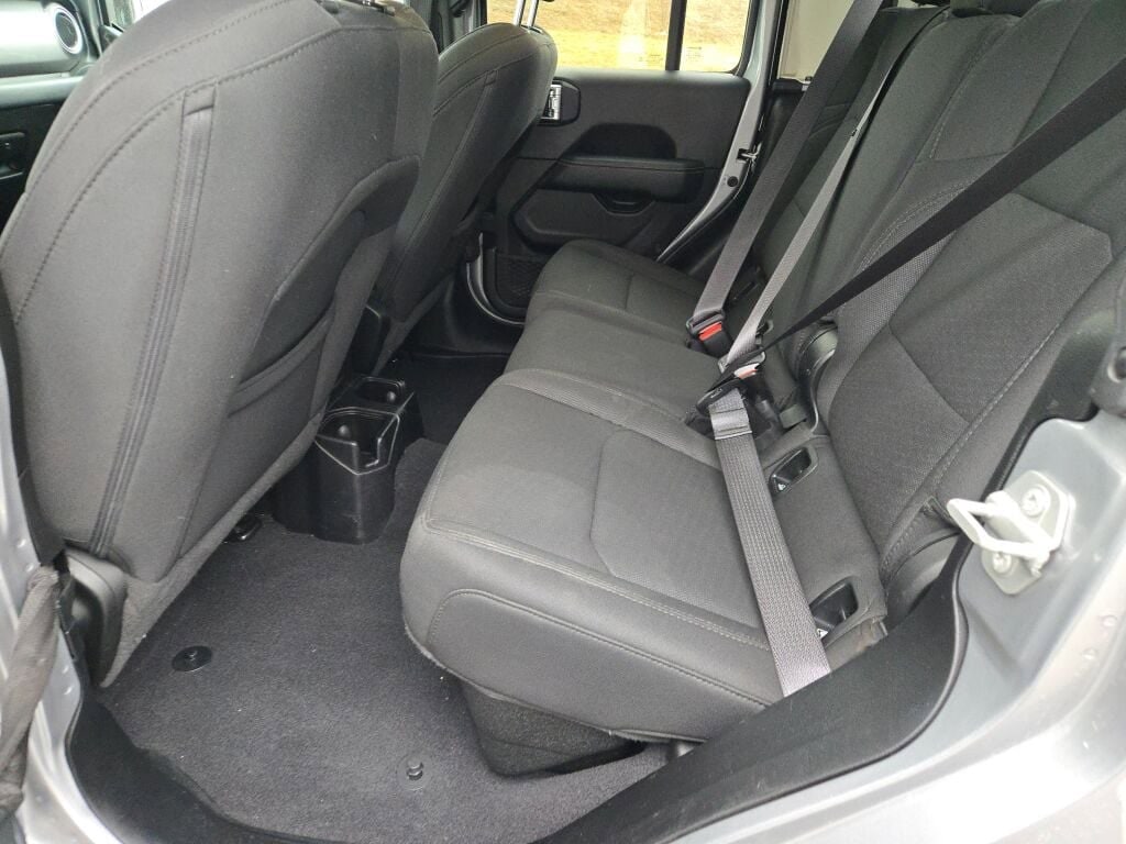 2020 JEEP GLADIATOR - Image 17