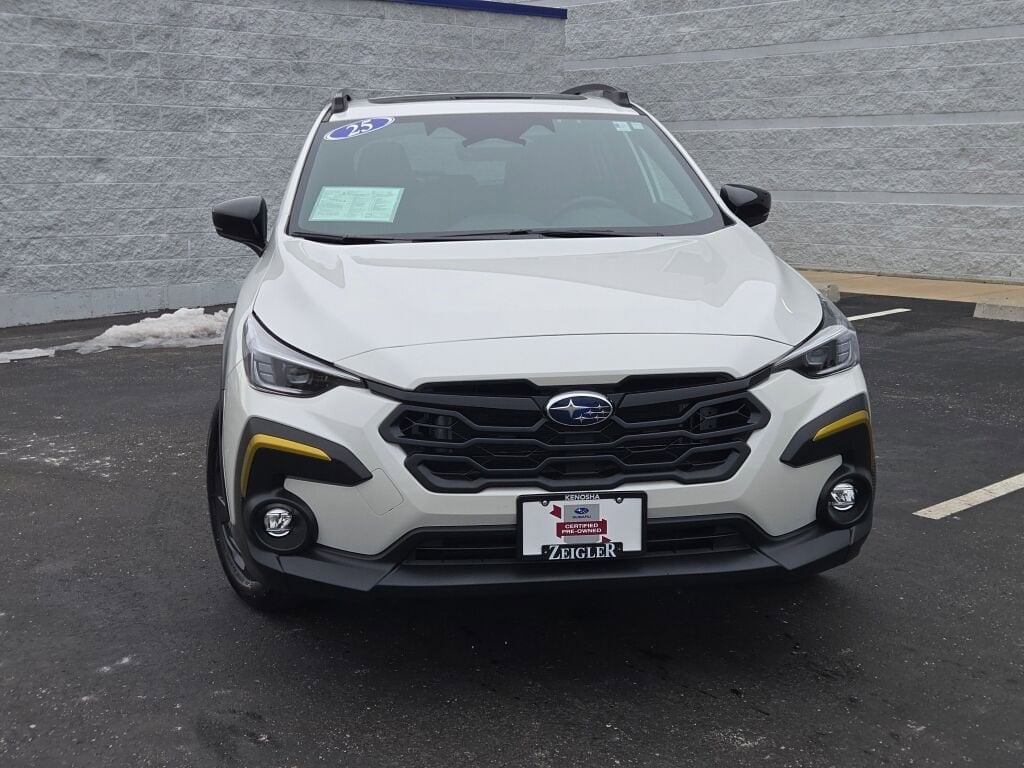 2025 SUBARU CROSSTREK - Image 4