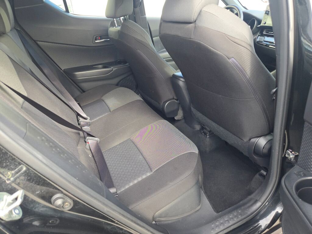 2021 TOYOTA C-HR - Image 10