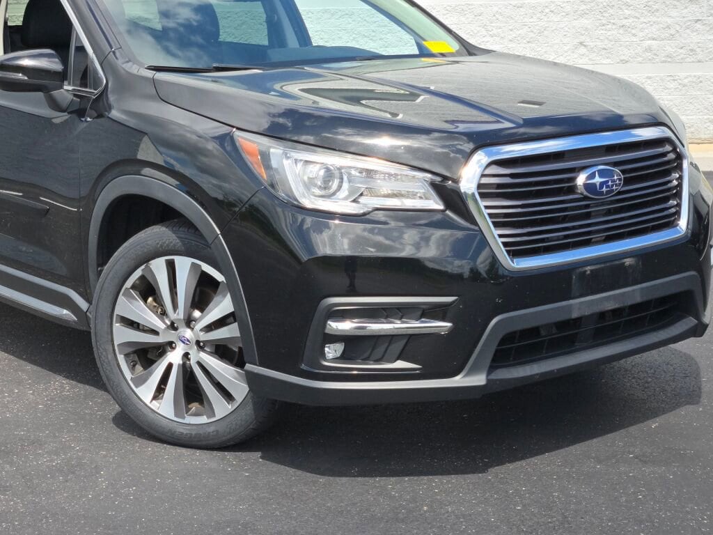 Used 2020 Subaru Ascent Limited with VIN 4S4WMALD2L3465803 for sale in Kenosha, WI