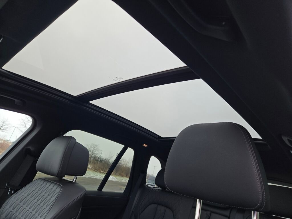 2025 BMW X5 - Image 23