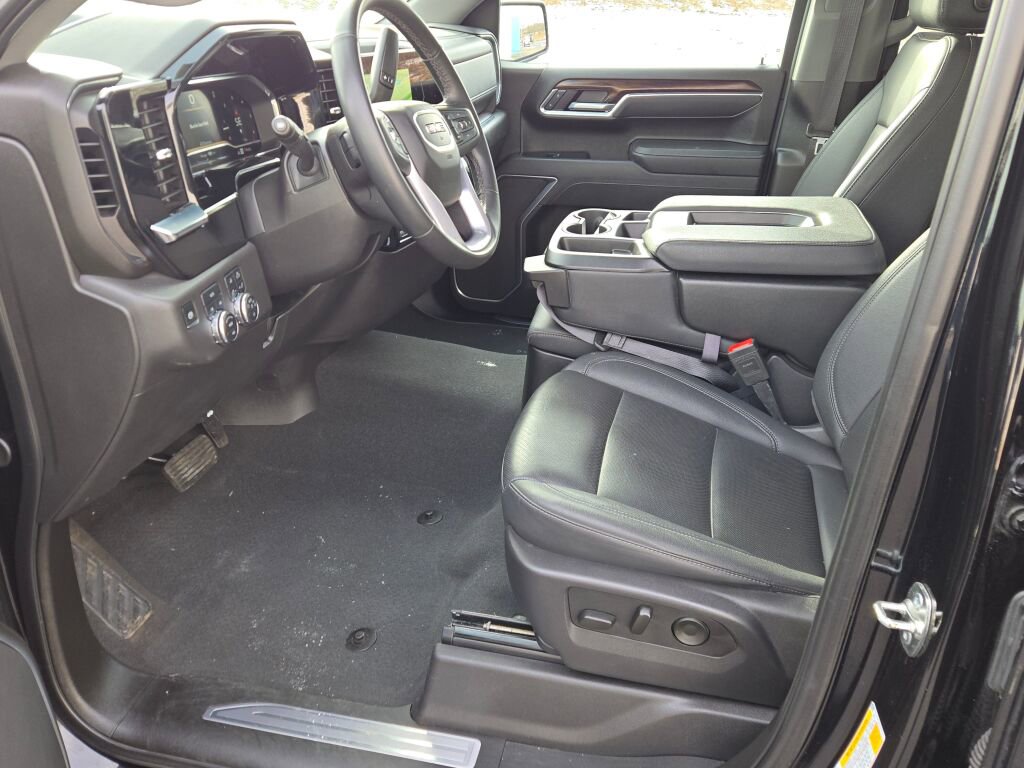 2025 GMC SIERRA - Image 21