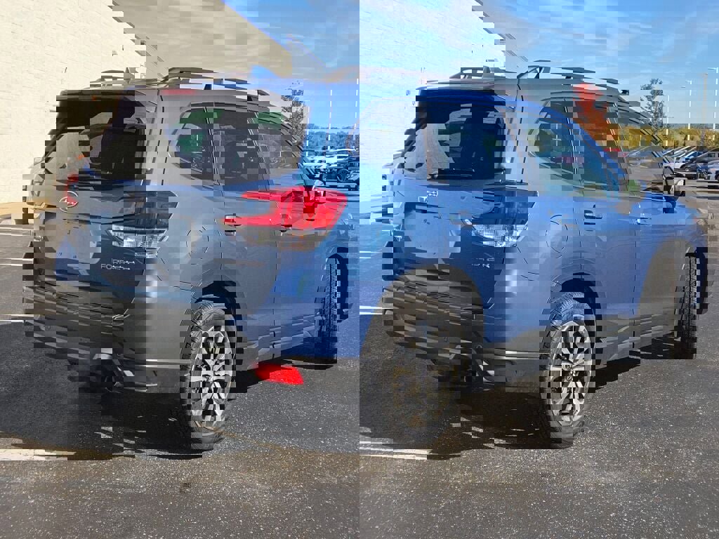 2023 SUBARU FORESTER - Image 10