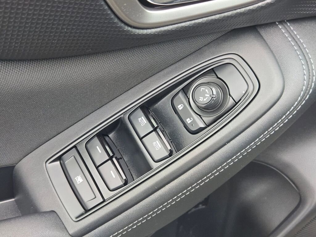 2022 SUBARU FORESTER - Image 19