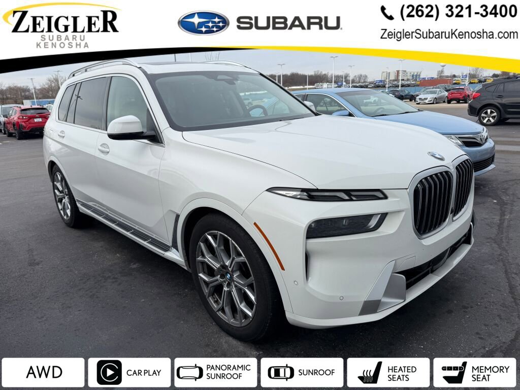 2025 BMW X7 40i's photo