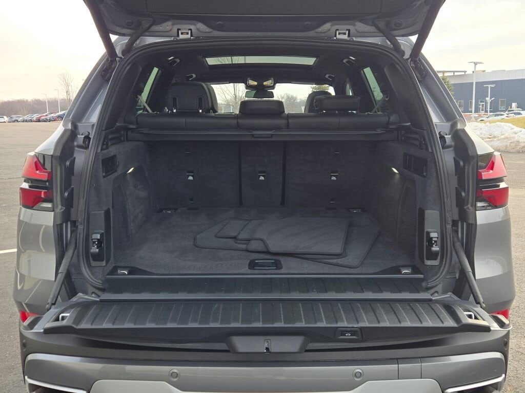 2026 BMW X5 - Image 17