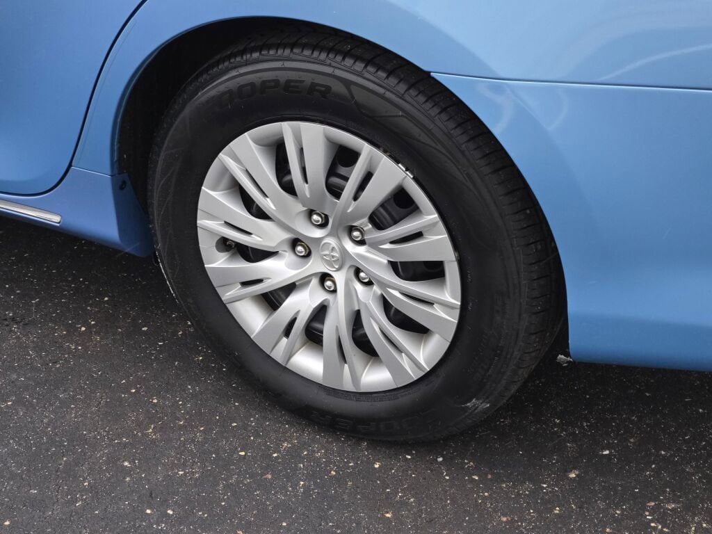 2014 TOYOTA CAMRY - Image 14