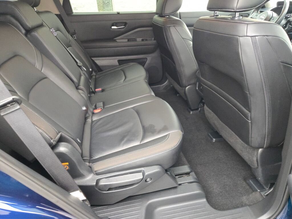 2025 NISSAN PATHFINDER - Image 9
