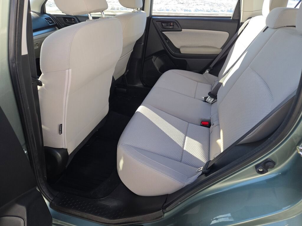 2017 SUBARU FORESTER - Image 16