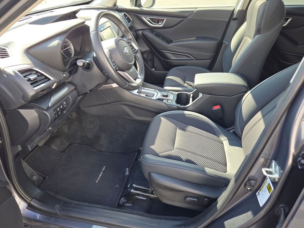 2022 SUBARU FORESTER - Image 21