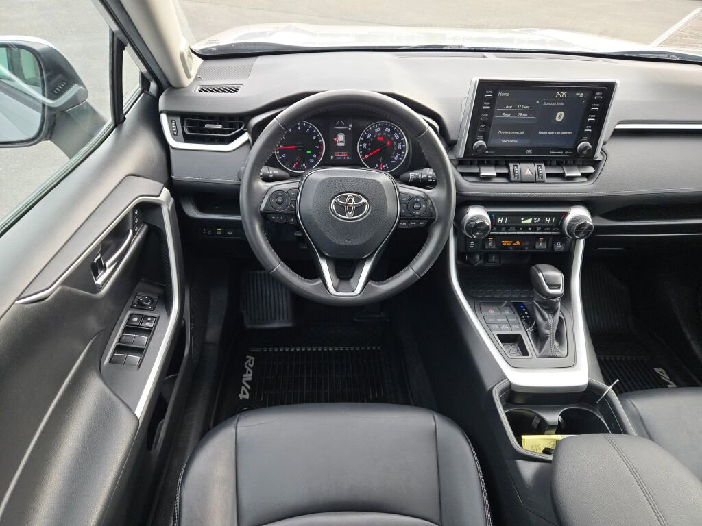 2020 TOYOTA RAV4 - Image 16
