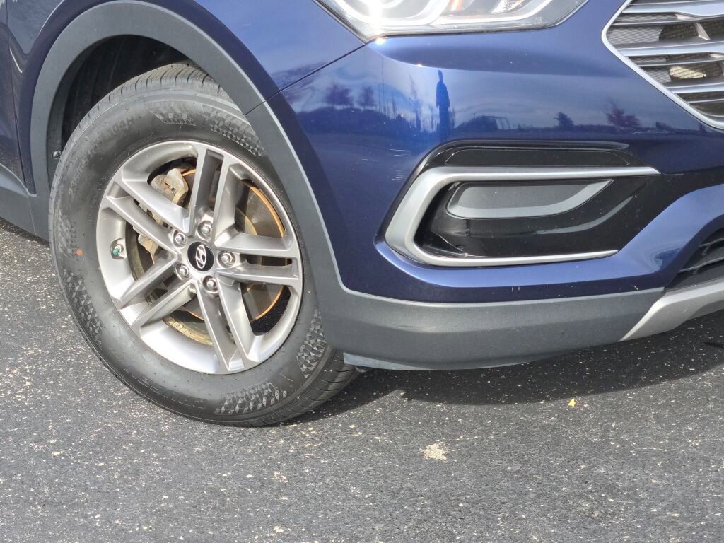 2017 Hyundai Santa Fe Sport Base photo 3