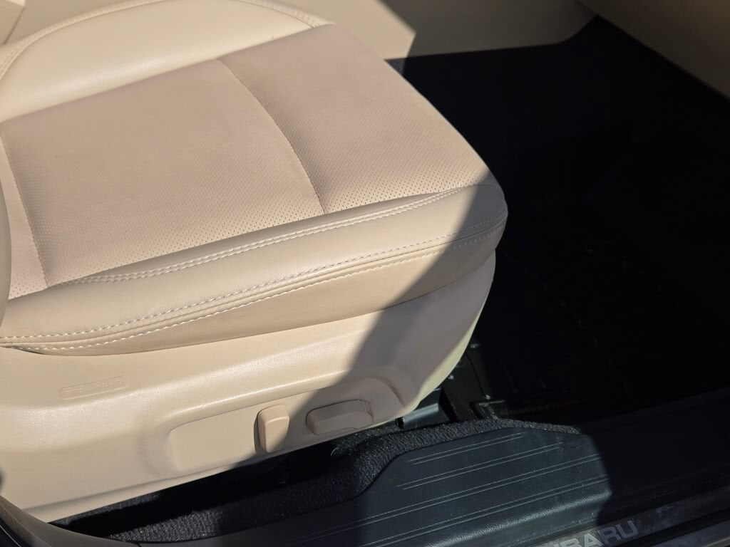 2019 Subaru Outback Limited - Photo 5