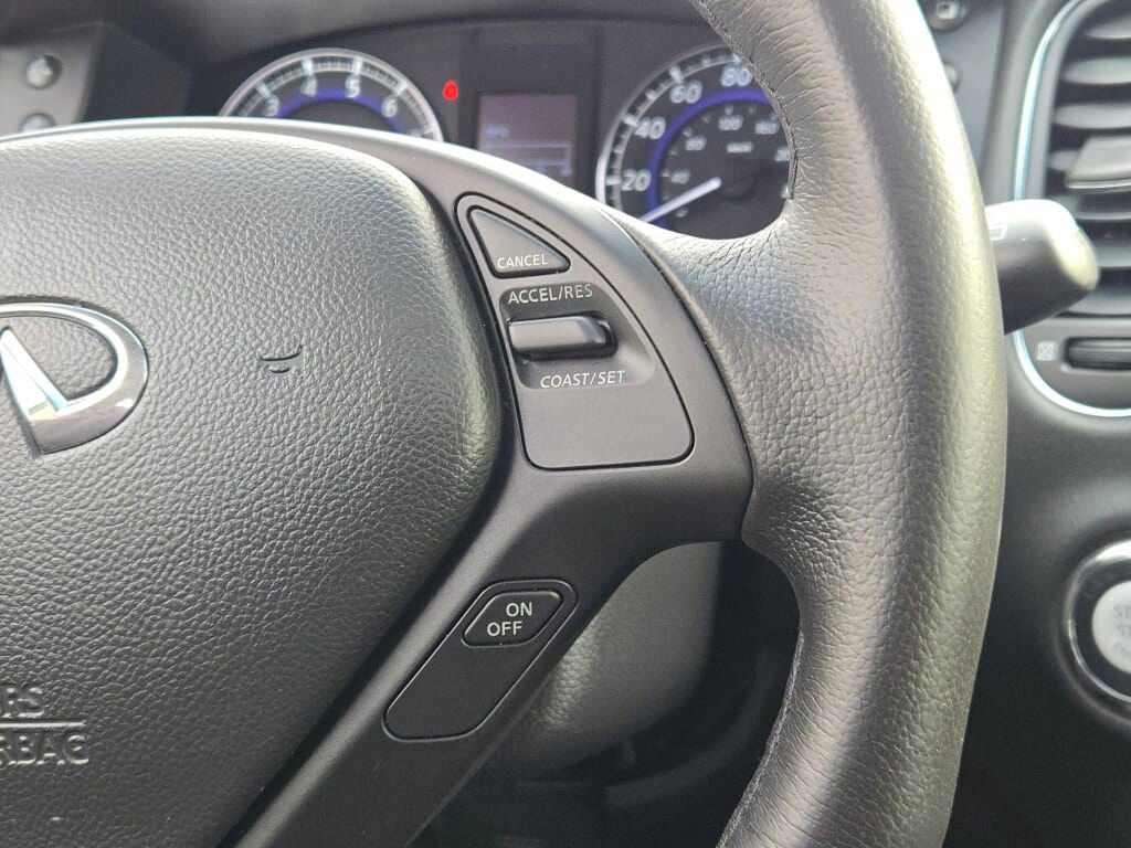 2017 INFINITI QX50 - Image 29