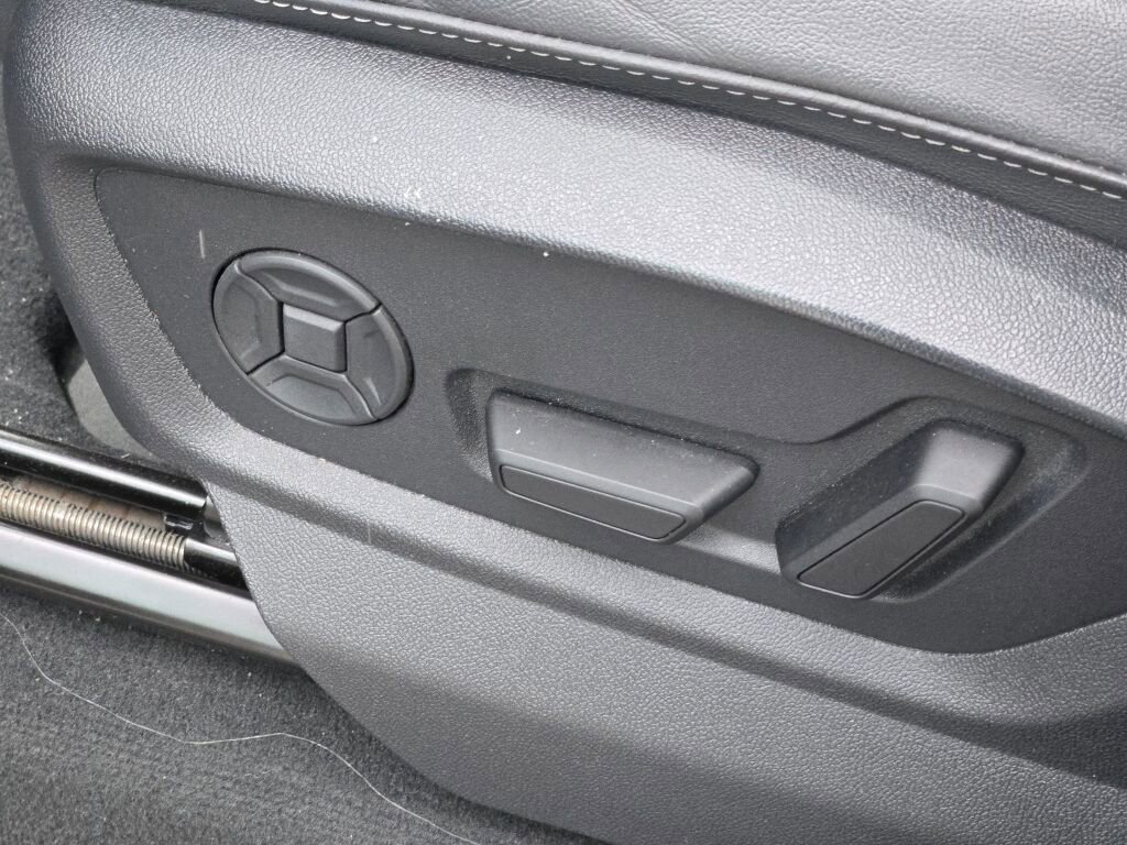 2025 AUDI Q7 - Image 17