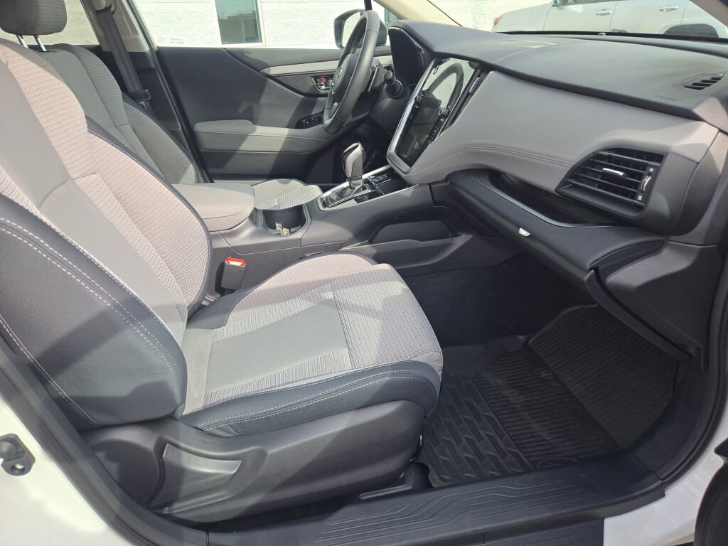 2025 SUBARU OUTBACK - Image 6