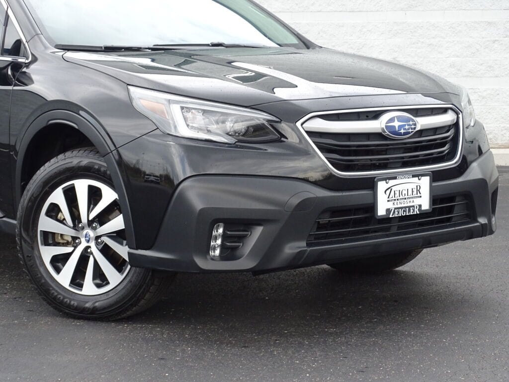 Used 2021 Subaru Outback Premium with VIN 4S4BTAFC6M3210061 for sale in Kenosha, WI
