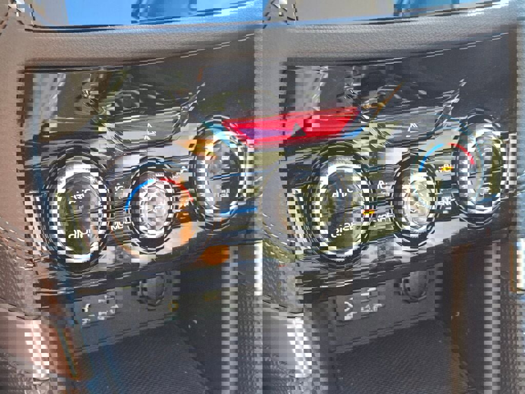 2023 SUBARU FORESTER - Image 29