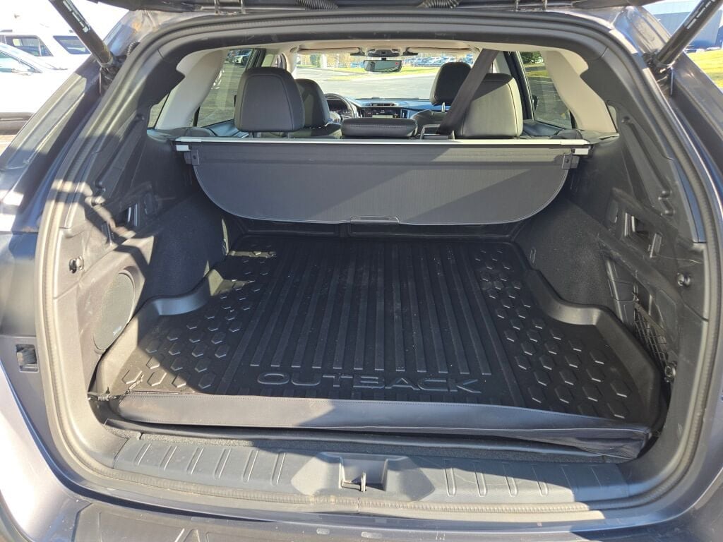2023 SUBARU OUTBACK - Image 16